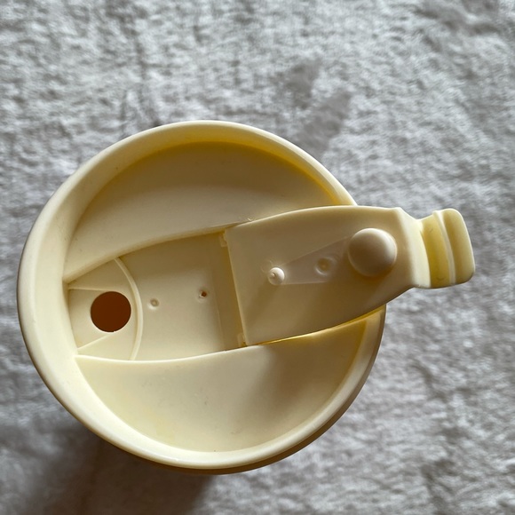 Kate Spade travel mug - Picture 3 of 5